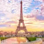 Angie à Paris une Américaine en immersion dans la culture parisienne