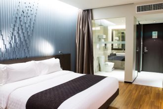 Hôtel porte de Versailles : une solution pratique pour les visiteurs et professionnels à Paris !